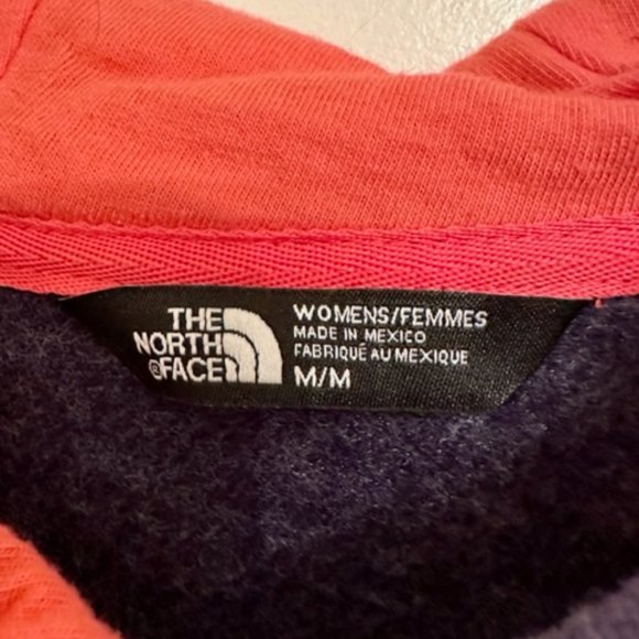 Women's Hoodie The North Face Medium Purple Spell Out Logo Hooded Sweatshirt - Picture 4 of 6